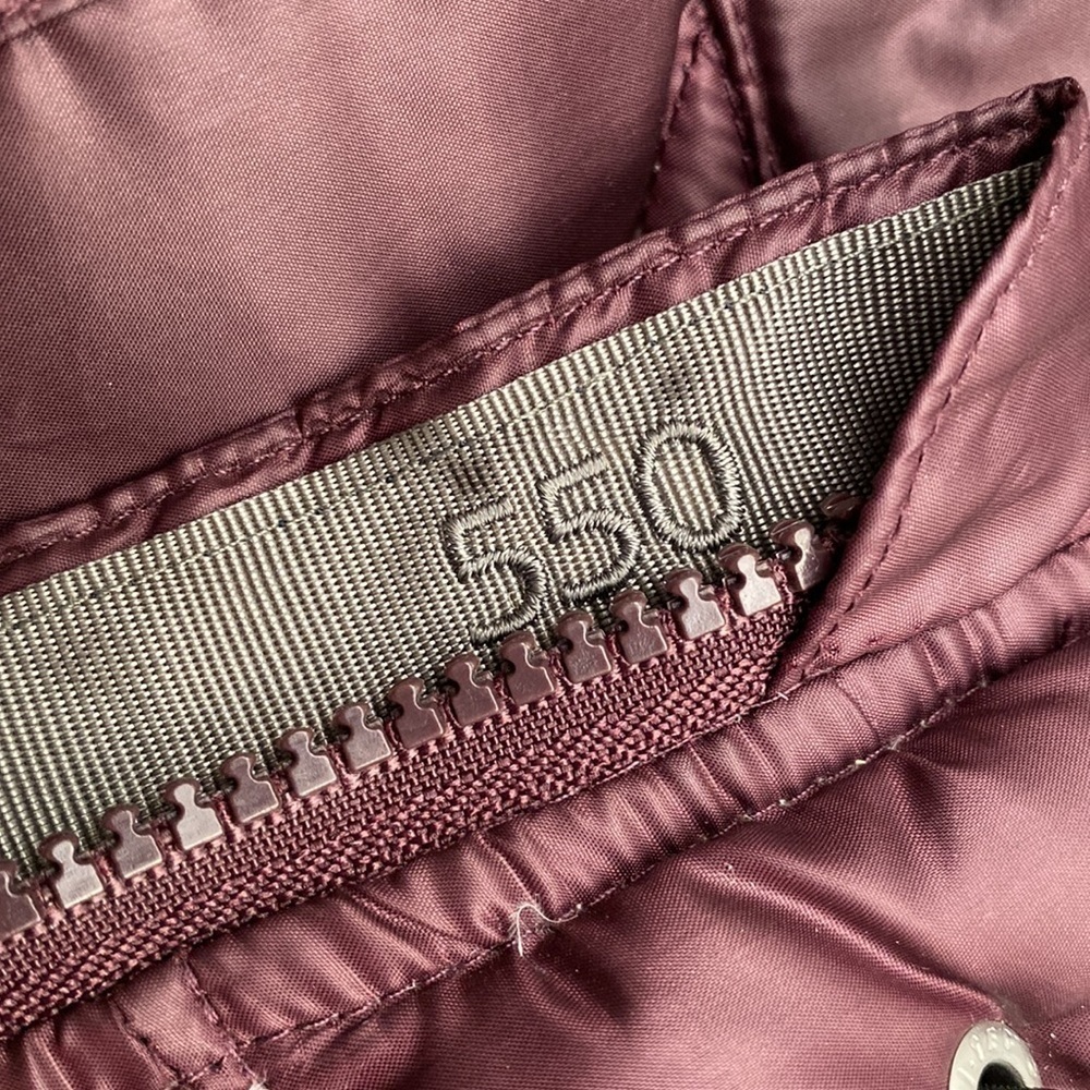 Hi-Tec Women's Down Vest S Hooded Maroon Puffer activewear outdoors warm winter - Picture 6 of 12